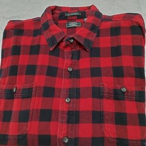 EUC G H Bass Buffalo Check Flannel